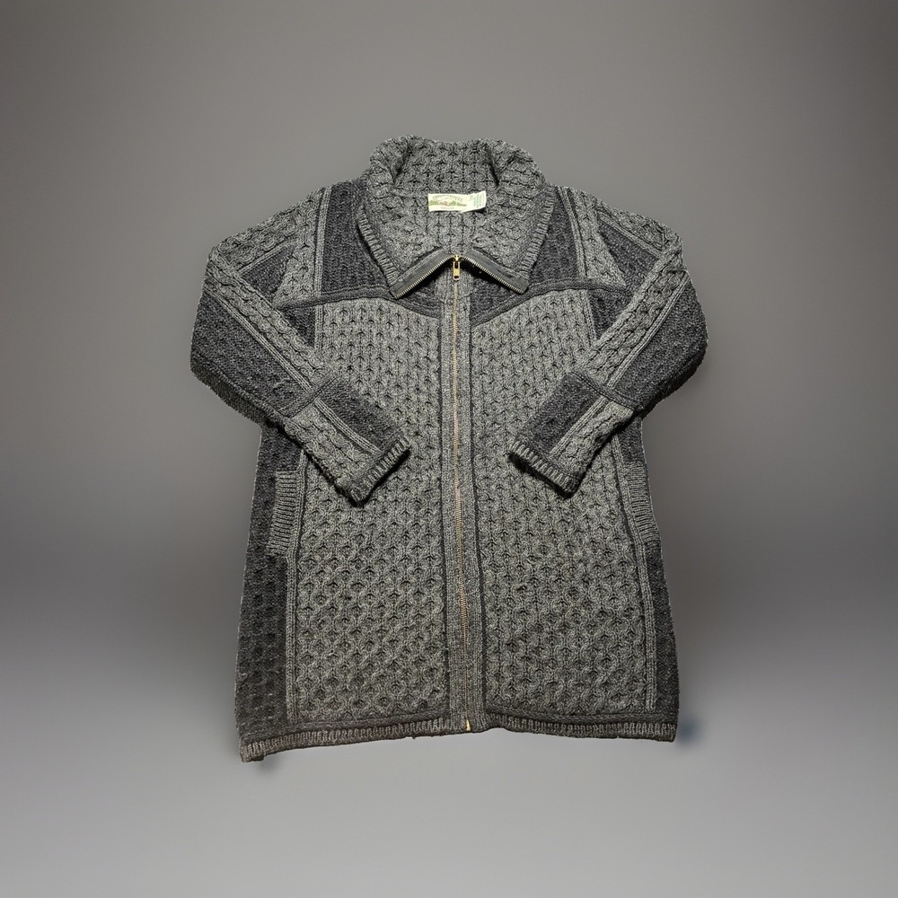 Aran Crafts Size M Cardigan Full Zip Cable Knit Gray Pockets 100% Merino Wool